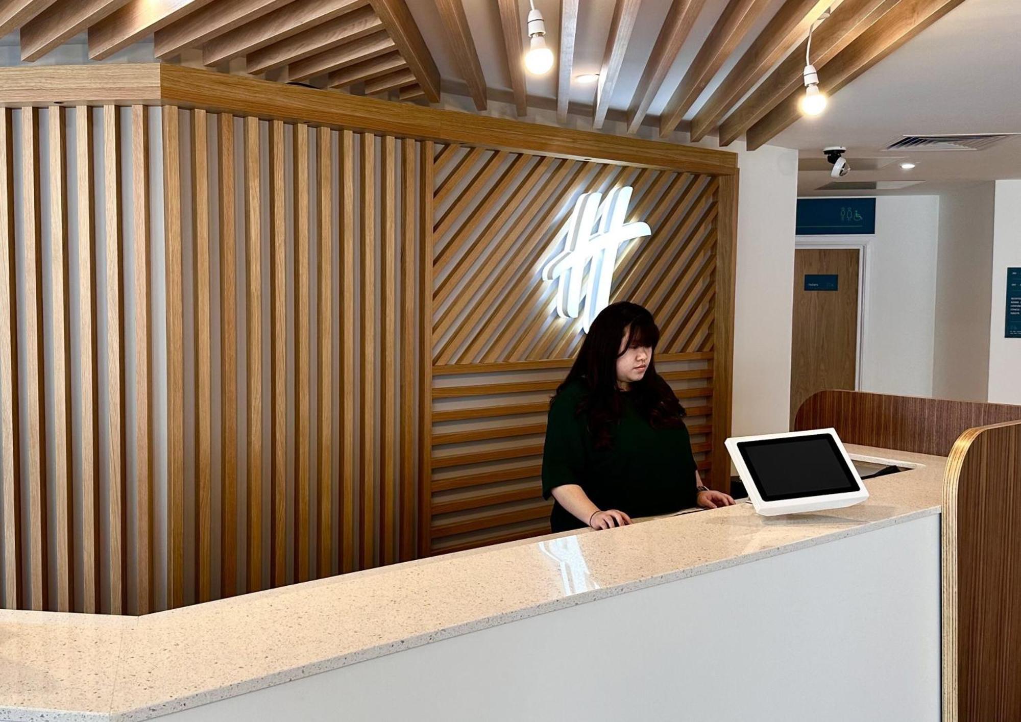 Holiday Inn Bristol Airport By Ihg Redhill  Buitenkant foto