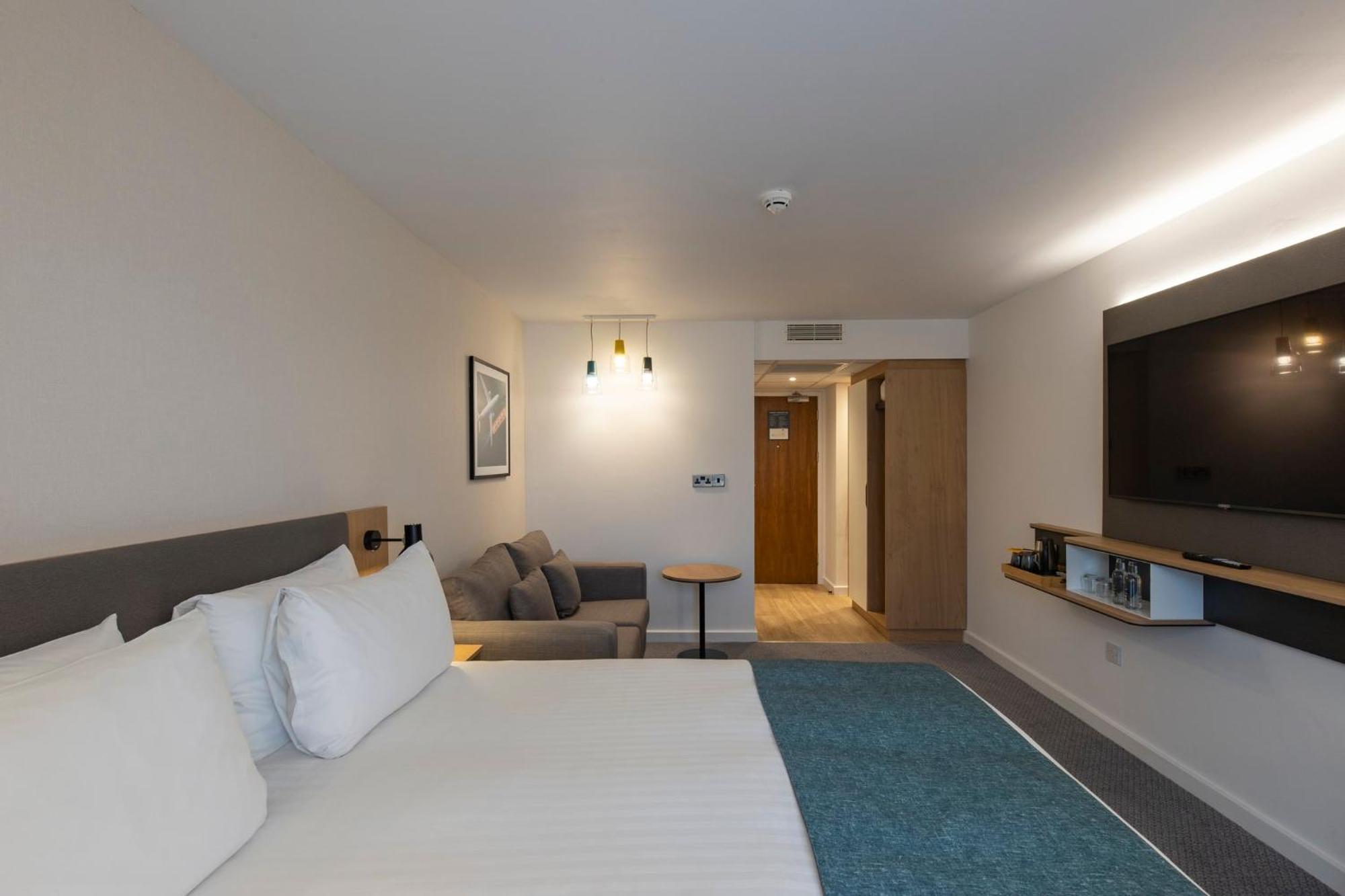 Holiday Inn Bristol Airport By Ihg Redhill  Buitenkant foto