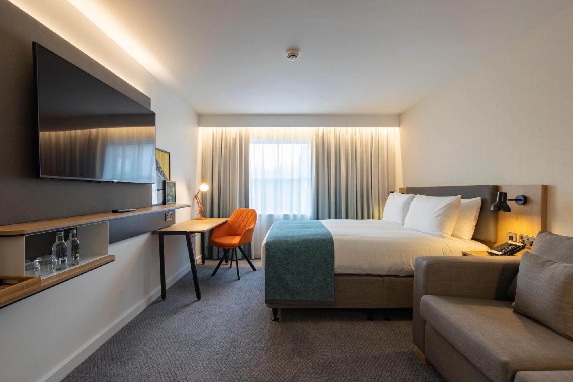 Holiday Inn Bristol Airport By Ihg Redhill  Buitenkant foto
